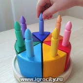 Торт радужный (7 секторов), свечи, тарелочка Nicolya